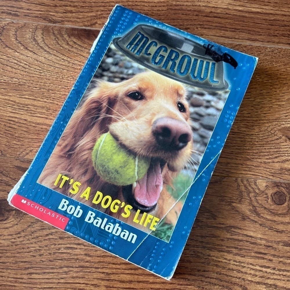 McGrowl: It's a Dog's Life by Bob Balaban paperback Book